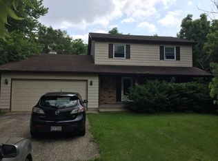 9517 Ballard Rd, Crystal Lake, IL 60014