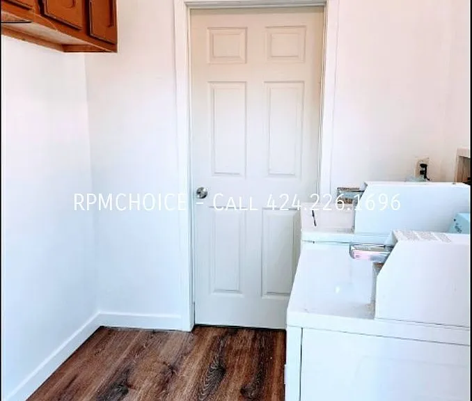 532 S Flower St #1 — Photo 62