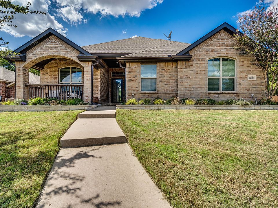 1st image of 1409 Meadowlark Ln