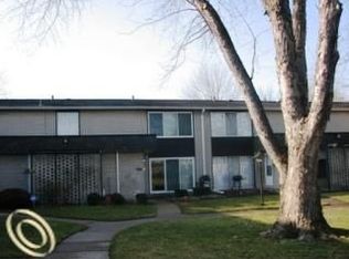 8323 Kennedy Cir UNIT 3, Warren, MI 48093
