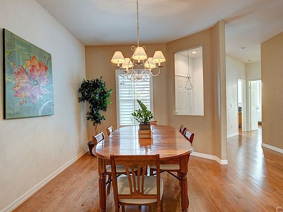 5th image of 30144 Marianne Ln