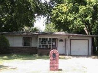 808 Aleta St, Arlington, TX 76010