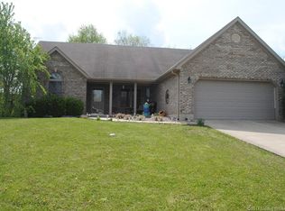 5406 Sky Ridge Rd, Charlestown, IN 47111
