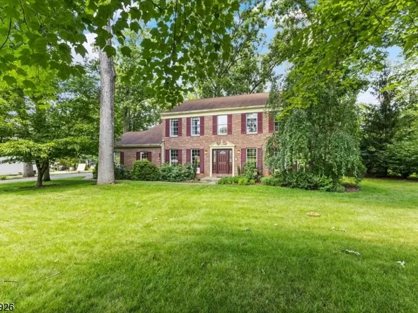 14 Turnburry Rd, Washington Twp., NJ 07882