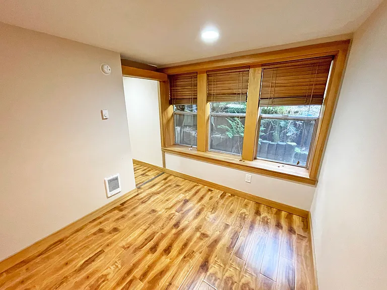 Chardonnay Apartments — Photo 14