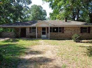167 Messick Rd, Coushatta, LA 71019