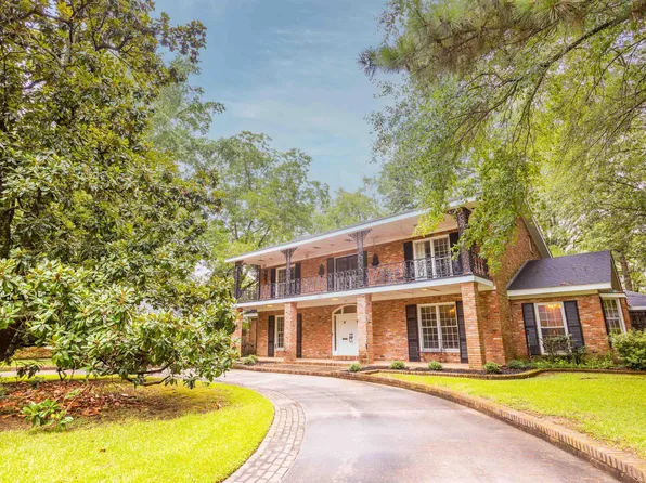 901 W 37th Ave, Pine Bluff, AR 71603