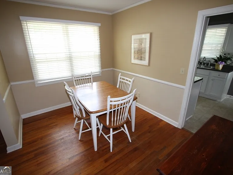 222 Beechwood Cir — Photo 4
