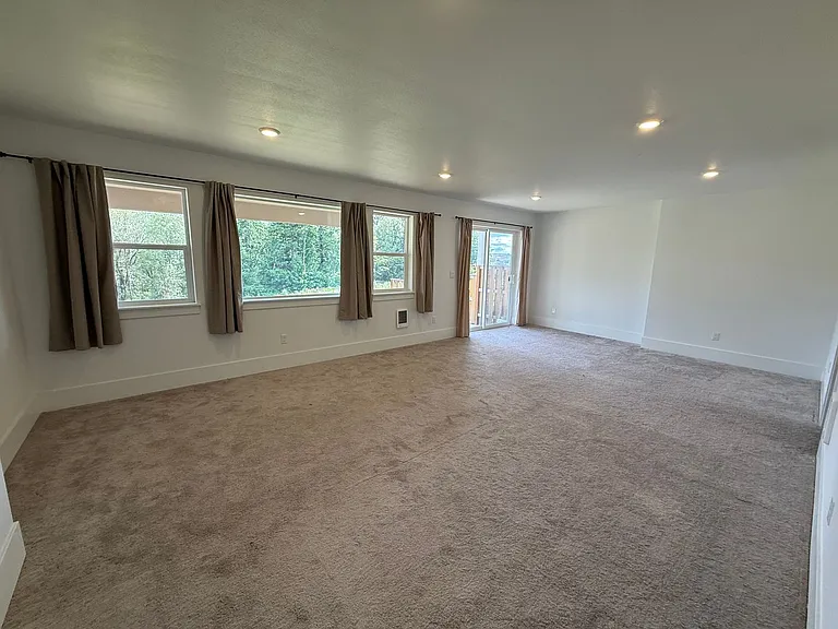 17820 SW Maiden Ct — Photo 15
