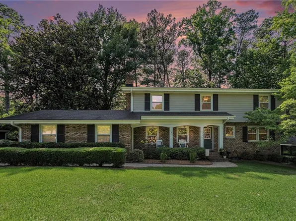 3824 N Cooper Lake Rd SE, Smyrna, GA 30082