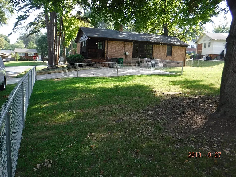 2400 Cartwright Pl — Photo 12