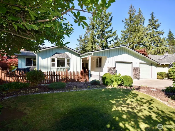 136 Sunset Place, Sequim, WA 98382