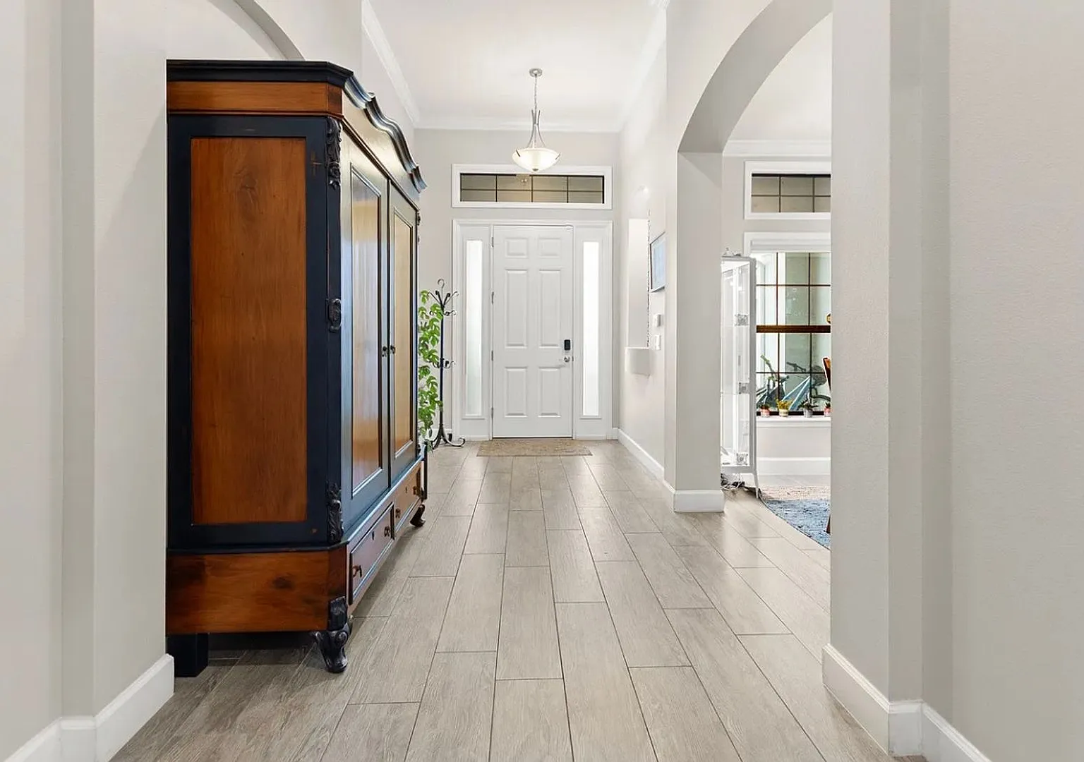 Stunning 5-Bedroom Home in Gated Kerrington Resort-Style Living — Photo 4