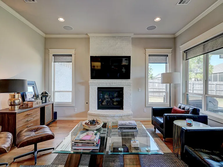 3217 Clock Tower Cir — Photo 5