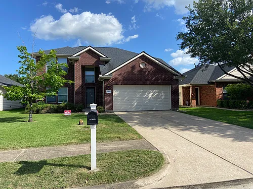 5426 Cinnamon Lake Dr Photo 1