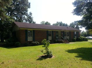 2579 Pine Knoll Dr, Kinston, NC 28504
