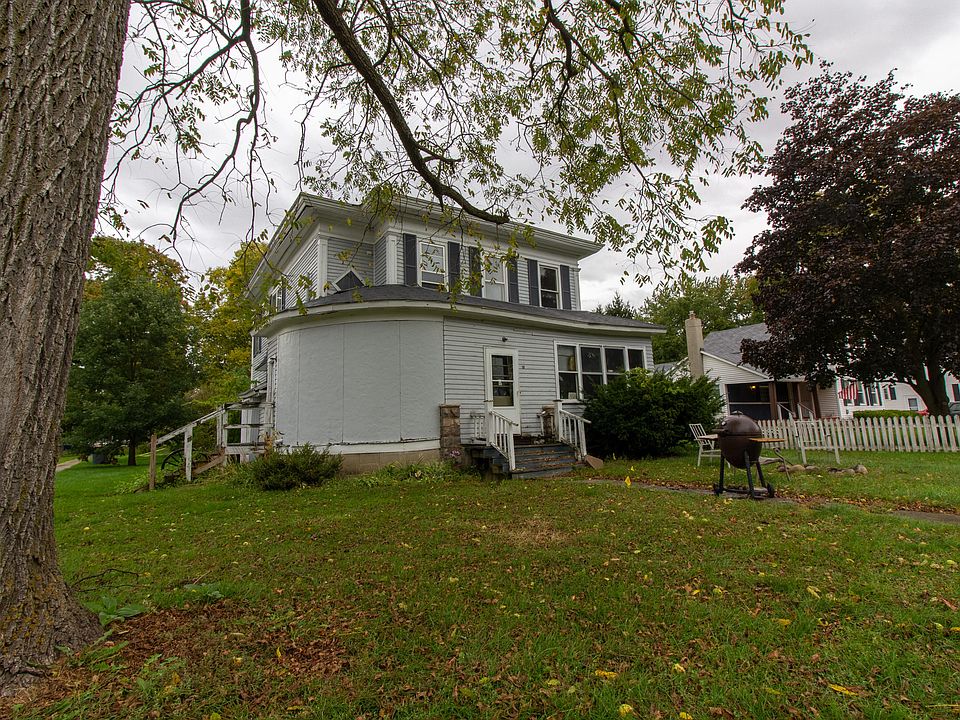 1st image of 303 E Eliza St