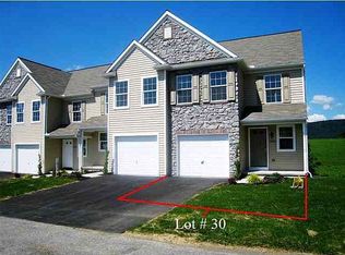 2526 Oakwood Ln, Harrisburg, PA 17110