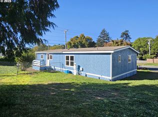 97841 Harbor View Cir, Brookings, OR 97415