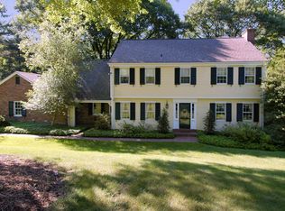 10 Fairview Mnr, Pittsburgh, PA 15238