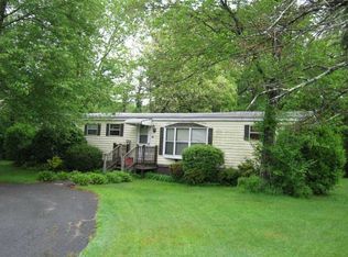 60 Roland Dr, West Greenwich, RI 02817