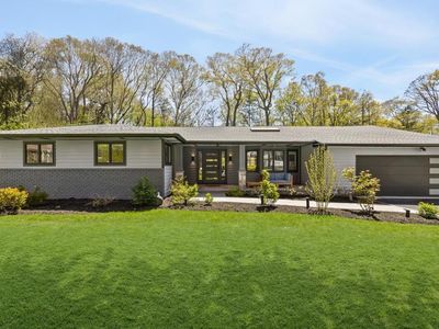 6 Rigger Court, Huntington Station, NY, 11746