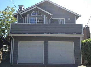 9112 15th Ave NE, Seattle, WA 98115