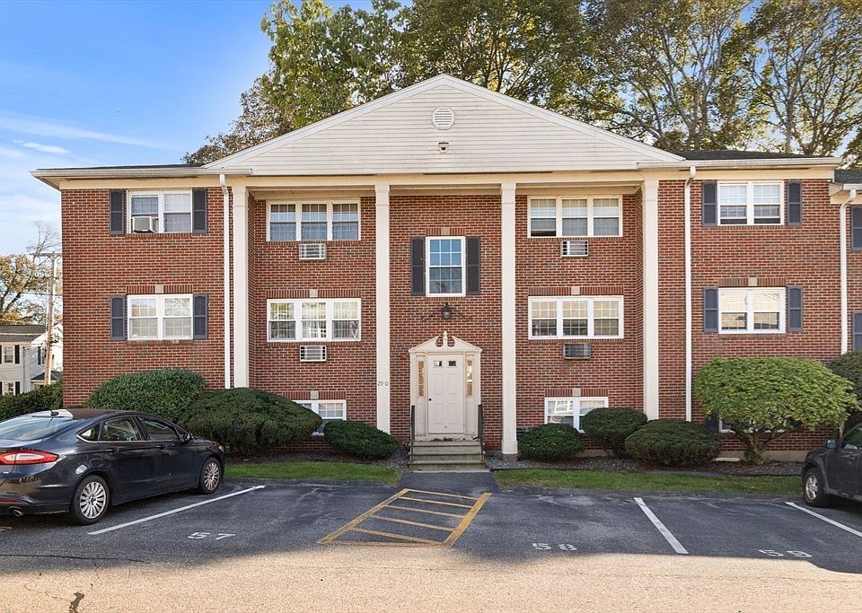 1st image of 35 Arlington St #1