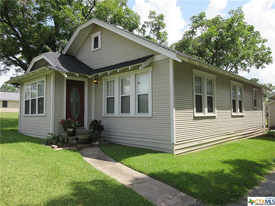 1st image of 1407 W Grand Ave