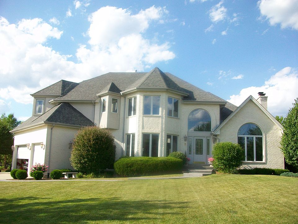 1st image of 15713 Glenlake Dr