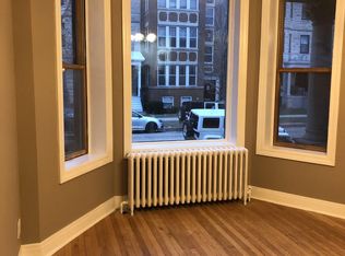 3741 N Magnolia Ave APT 1F, Chicago, IL 60613
