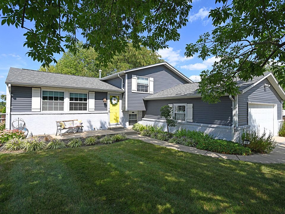 1st image of 14 E Cobblestone Ct