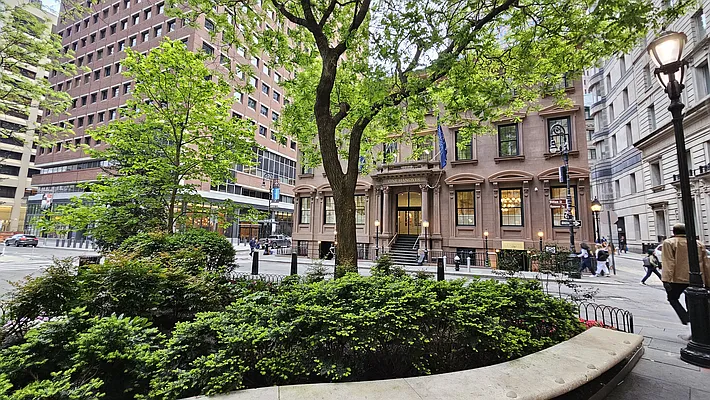 Sold by Owner | media 32