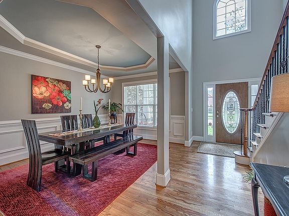 4th image of 108 Village Glen Way