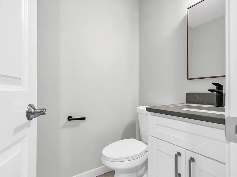 441 NE Alder St #2-1-2 — Photo 6