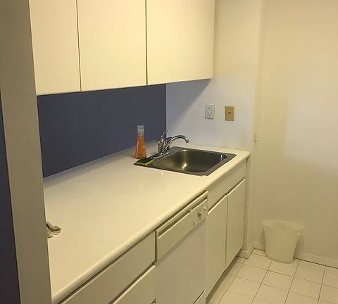 4th image of 1 Irving Pl APT G15i