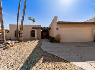 26037 S Saddletree Dr, Sun Lakes, AZ 85248