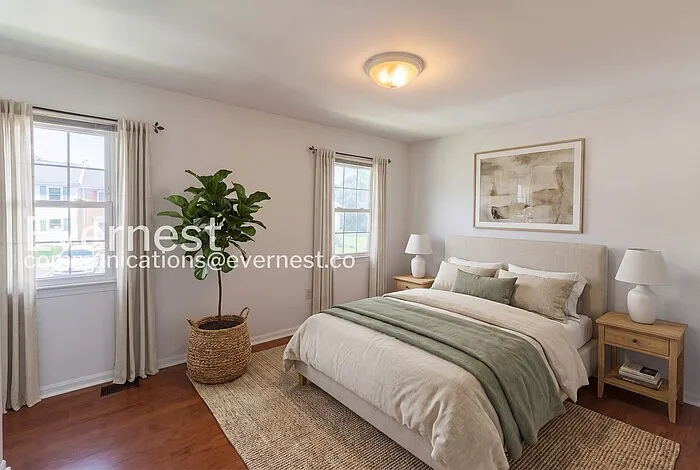 2 bed, 1.0 bath, 1044 sqft, $1,895 — Photo 3