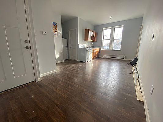 2nd image of 15 Avenue J #2L