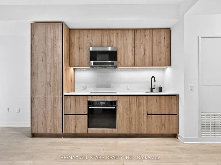 127 Broadway Ave #1106 — Photo 2