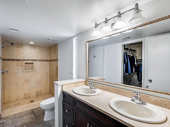 3rd image of 2102 W Marco Polo Rd