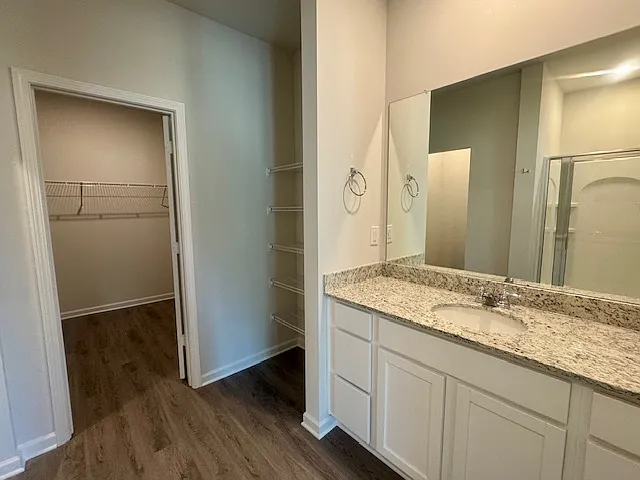120 Monroe Ct — Photo 7