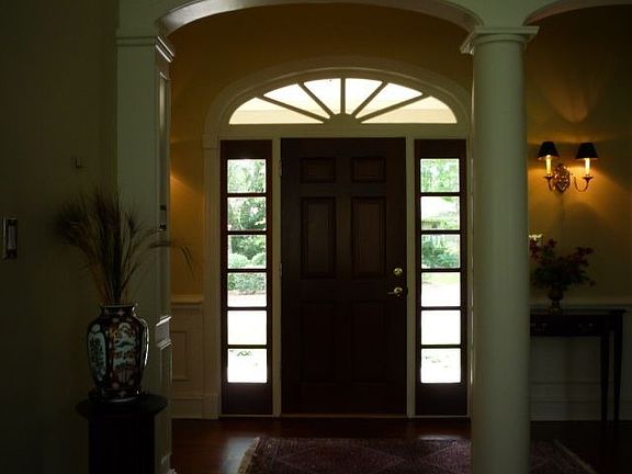 Front door inside 