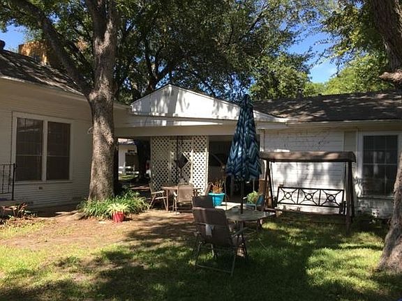 Backyard & Large Trees