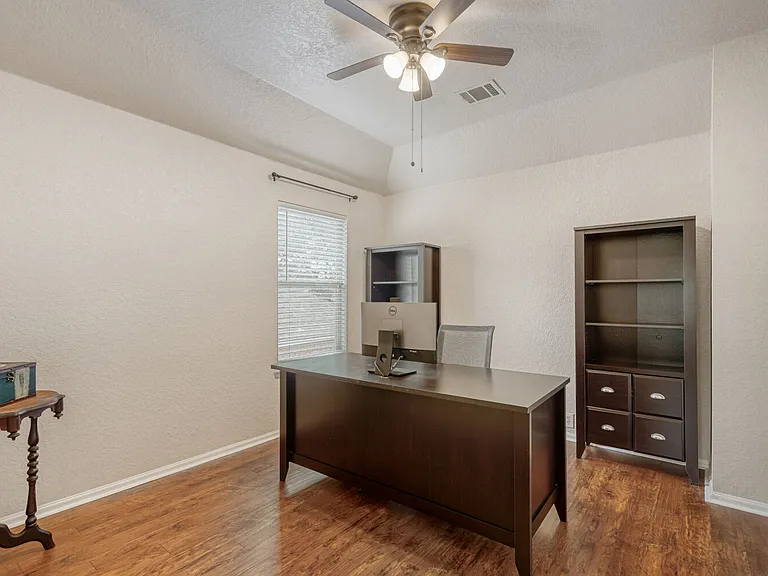 dedicated office space/dining space