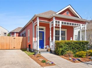 2031 Chippewa St, New Orleans, LA 70130