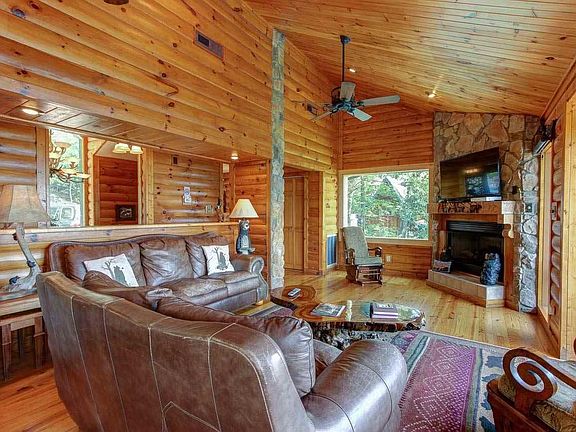 3rd image of 1503 Zermatt Dr