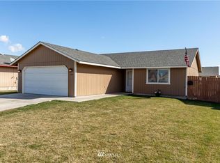 1025 Capstone Ave, Othello, WA 99344