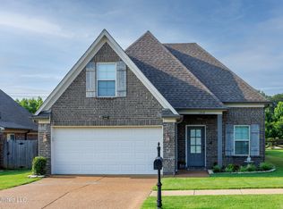 1268 Chestnut Dr, Southaven, MS 38671