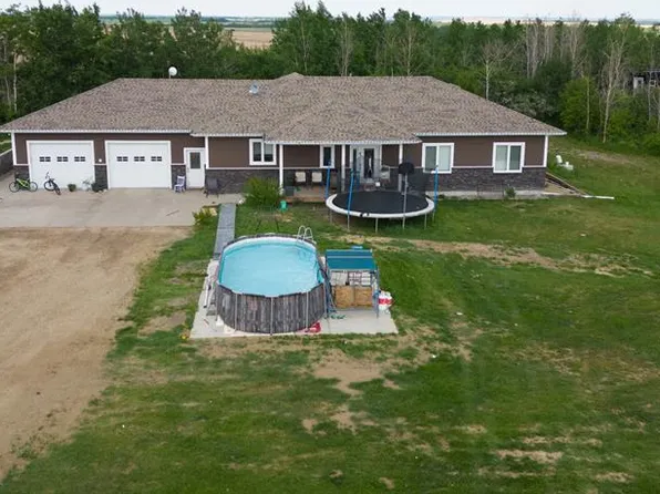 48324 Highway 834, Camrose County, AB T0B 2M2